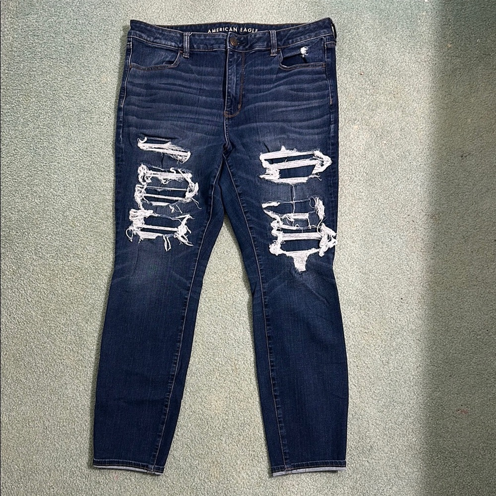 American Eagle Jegging High Rise Distressed Blue Jeans
